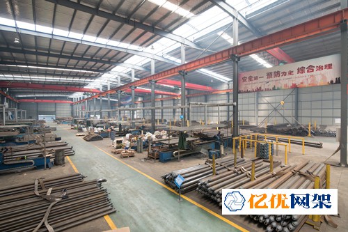 新乐网架焊接车间